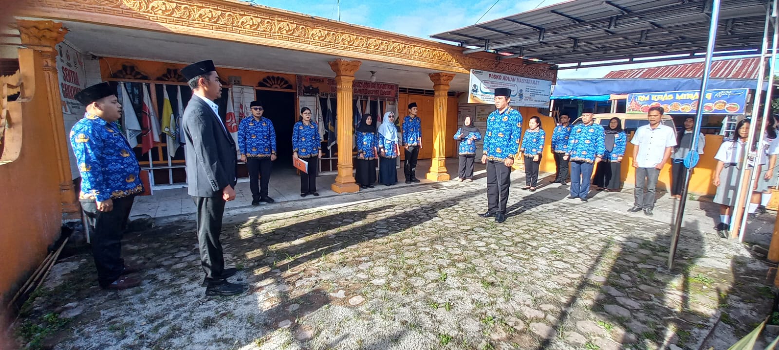Pimpinan dan Seluruh Staf Bawaslu Kabupaten Dairi