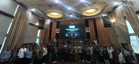 Foto Bersama Pelatihan P2P Bawaslu Kab/Kota di Pematang Siantar