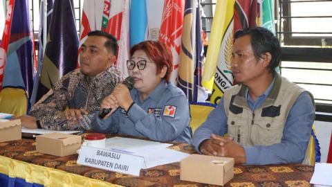 Anggota Koordinator Divisi Bawaslu Dairi