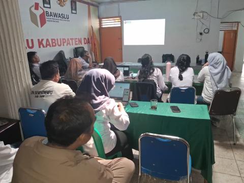 Diskusi Panel 6 Mei 2026