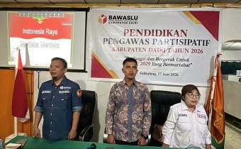 Tiga pimpinan membuka kegiatan Pendidikan Pengawas Partisipatif (P2P) Bawaslu Kab.Dairi